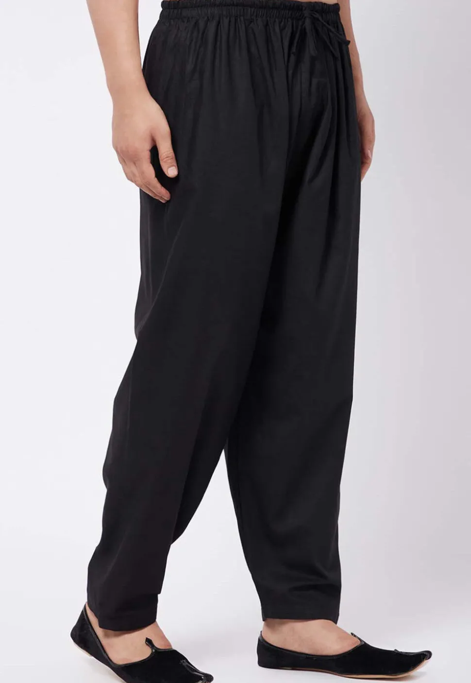 Solid Color Cotton Pajama in Black