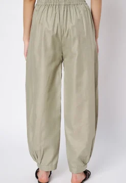 Solid Color Cotton Pant in Grey