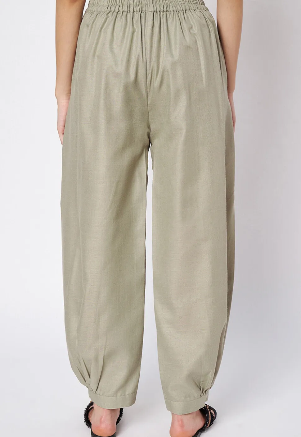 Solid Color Cotton Pant in Grey