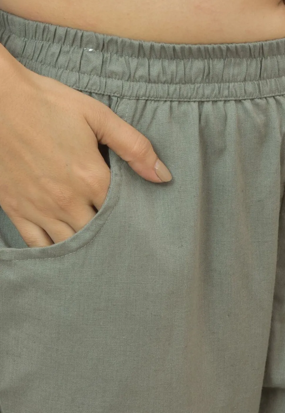 Solid Color Cotton Pant in Grey
