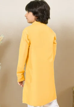 Solid Color Cotton Silk Kurta in Yellow