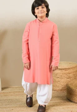 Solid Color Cotton Silk Kurta Set in Peach