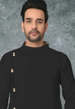Solid Color Cotton Silk Side Open Straight Kurta in Black