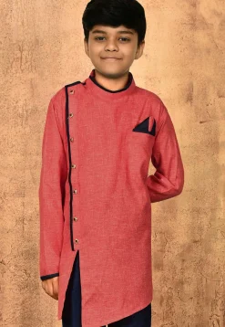 Solid Color Cotton Slub Kurta in Red