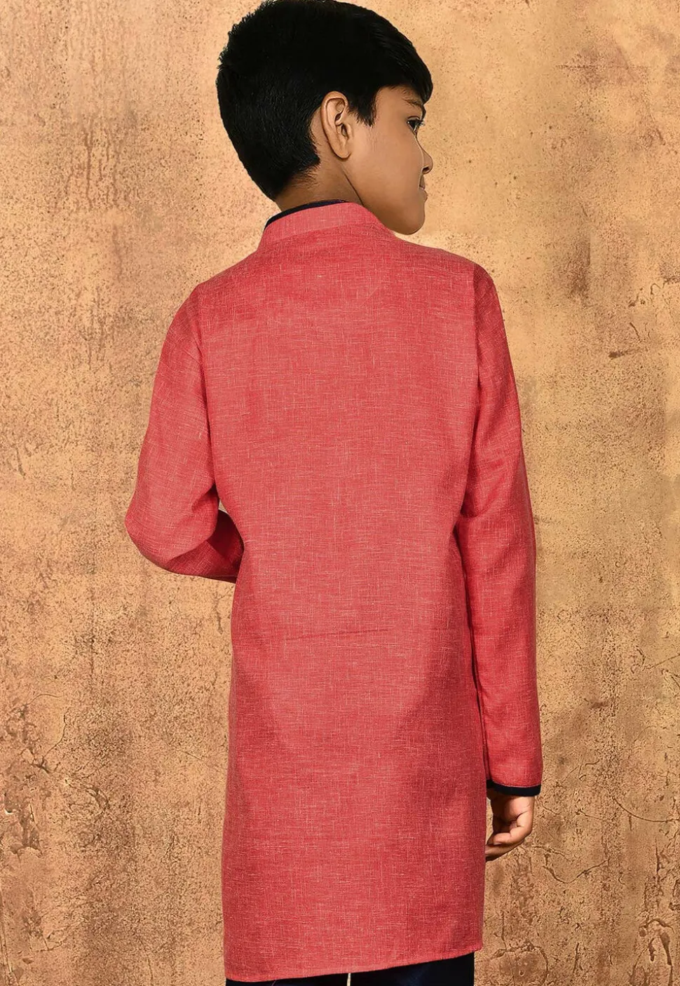 Solid Color Cotton Slub Kurta in Red