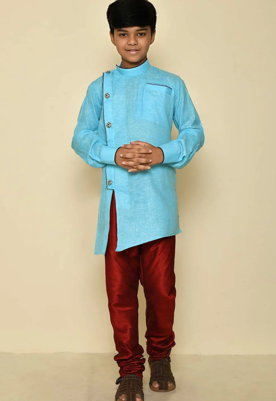 Solid Color Cotton Slub Kurta in Sky Blue