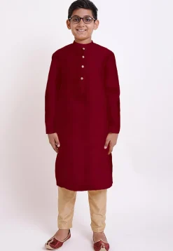 Solid Color Cotton Slub Kurta in Maroon