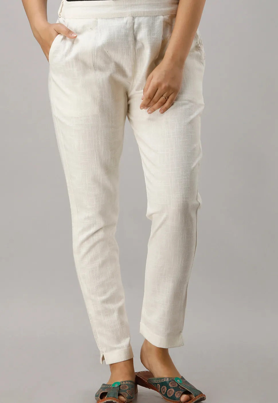 Solid Color Cotton Slub Pant in Off White