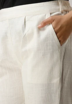 Solid Color Cotton Slub Pant in Off White