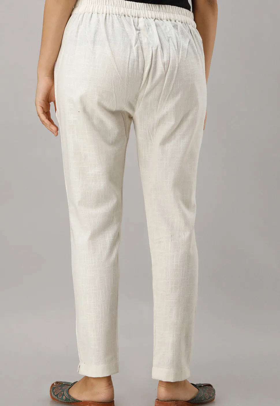 Solid Color Cotton Slub Pant in Off White