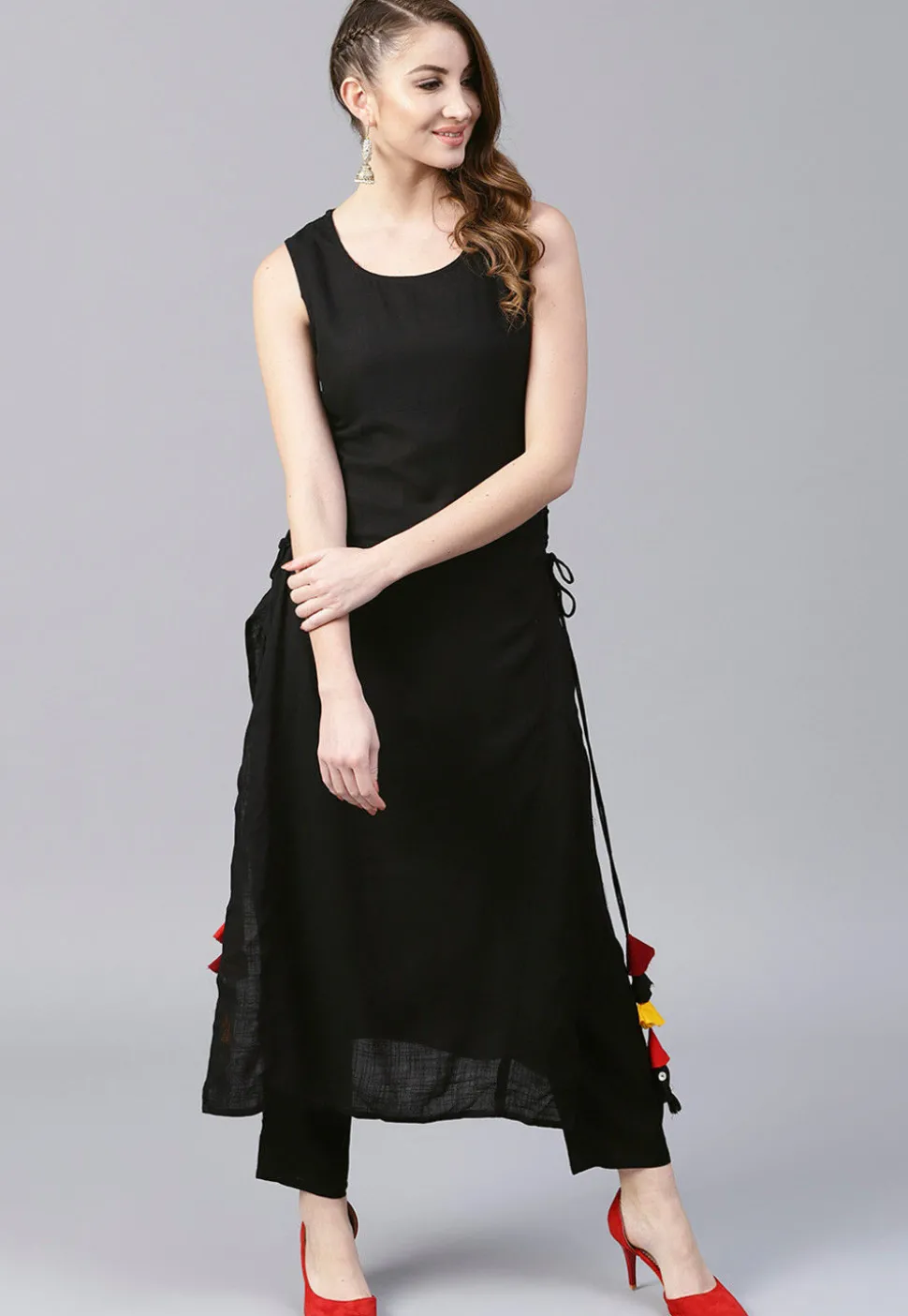 Solid Color Cotton Straight Kurta in Black