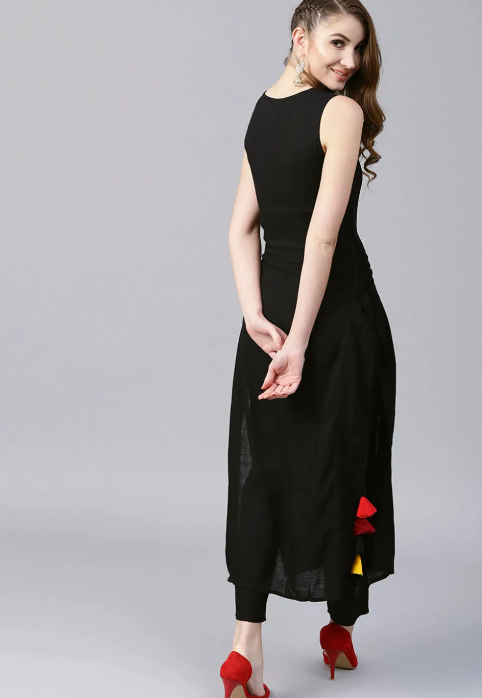 Solid Color Cotton Straight Kurta in Black