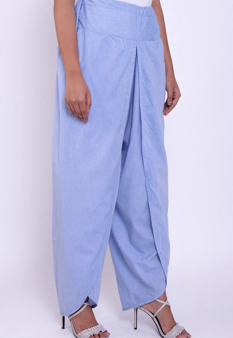 Solid Color Cotton Tulip Pant in Light Blue