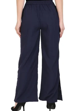 Solid Color Crepe Pant in Navy Blue