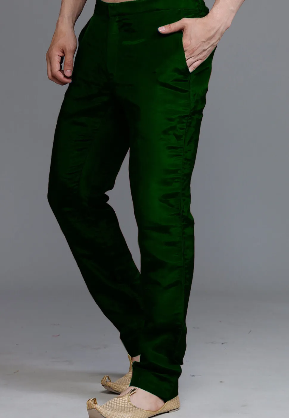 Solid Color Crepe Pant in Dark Green
