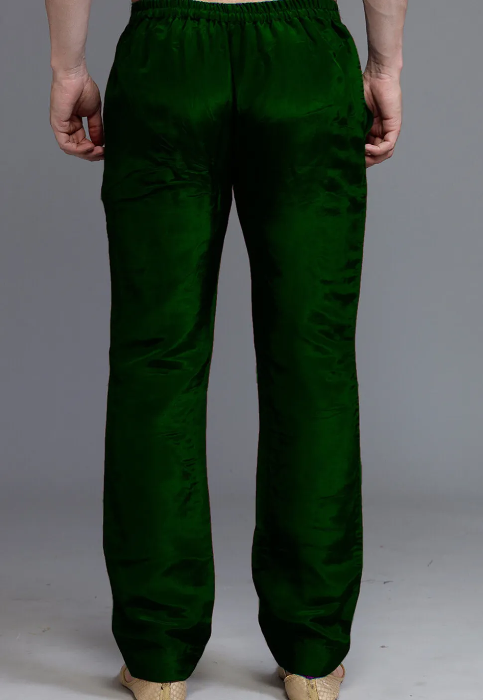 Solid Color Crepe Pant in Dark Green