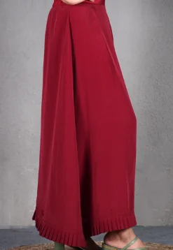 Solid Color Crepe Petticoat in Maroon