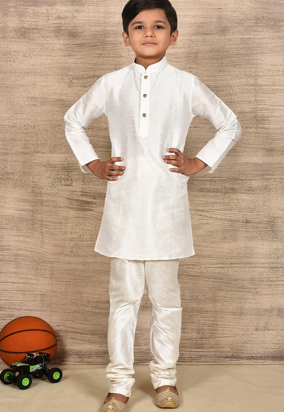 Solid Color Dupion Silk Kurta in Cream
