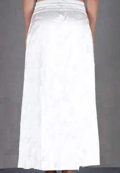 Solid Color Lycra Satin (Elastane) Petticoat in White