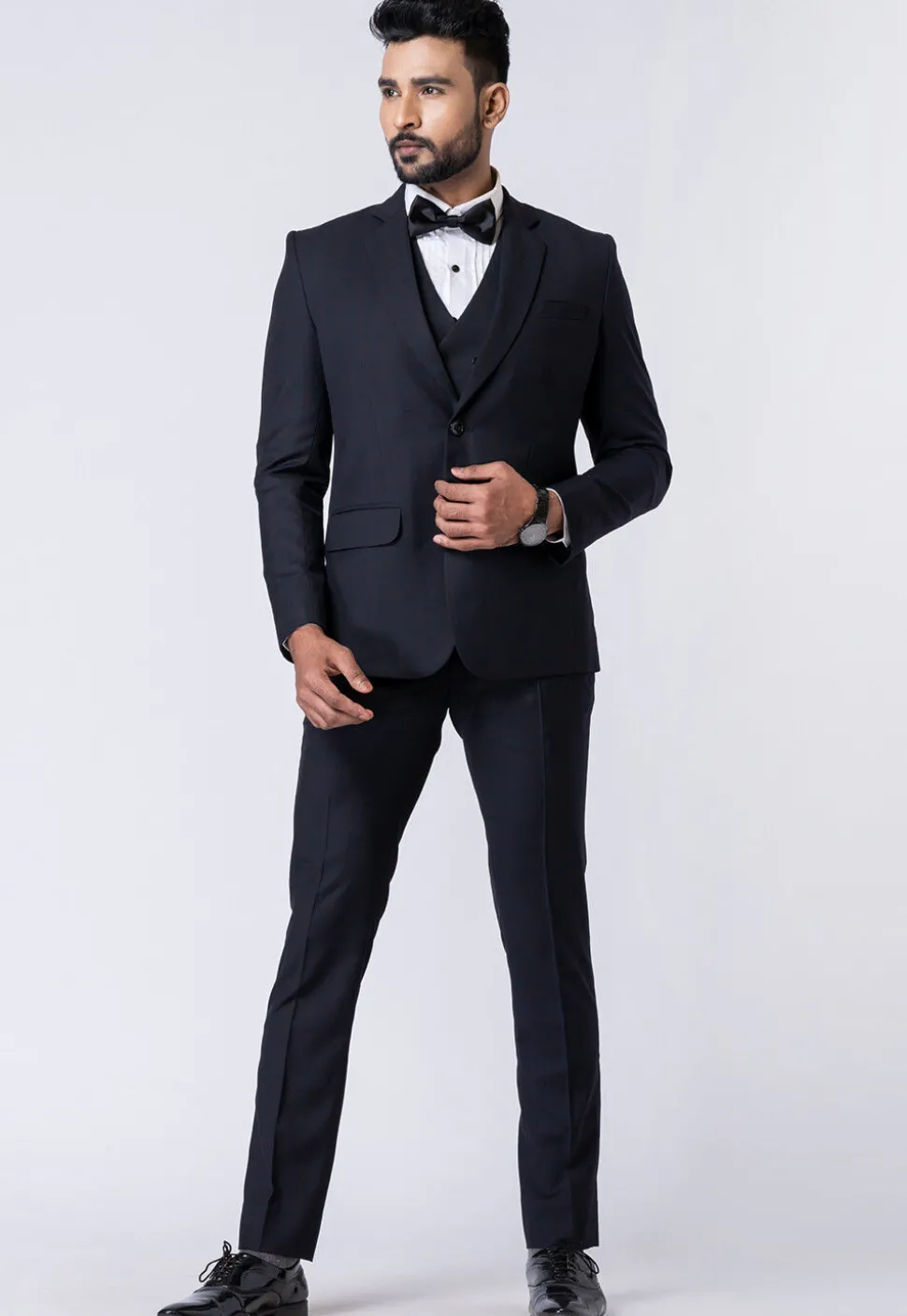 Solid Color Polyester Tuxedo in Black