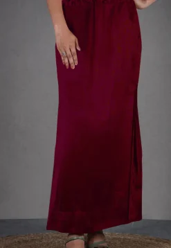 Solid Color Satin Fish Cut Petticoat in Maroon