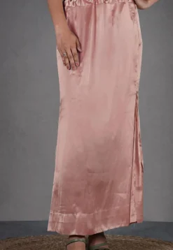 Solid Color Satin Fish Cut Petticoat in Peach