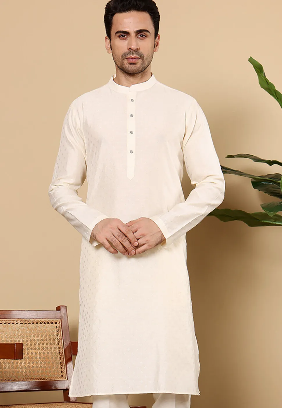 Solid Color Viscose Silk Kurta in Off White