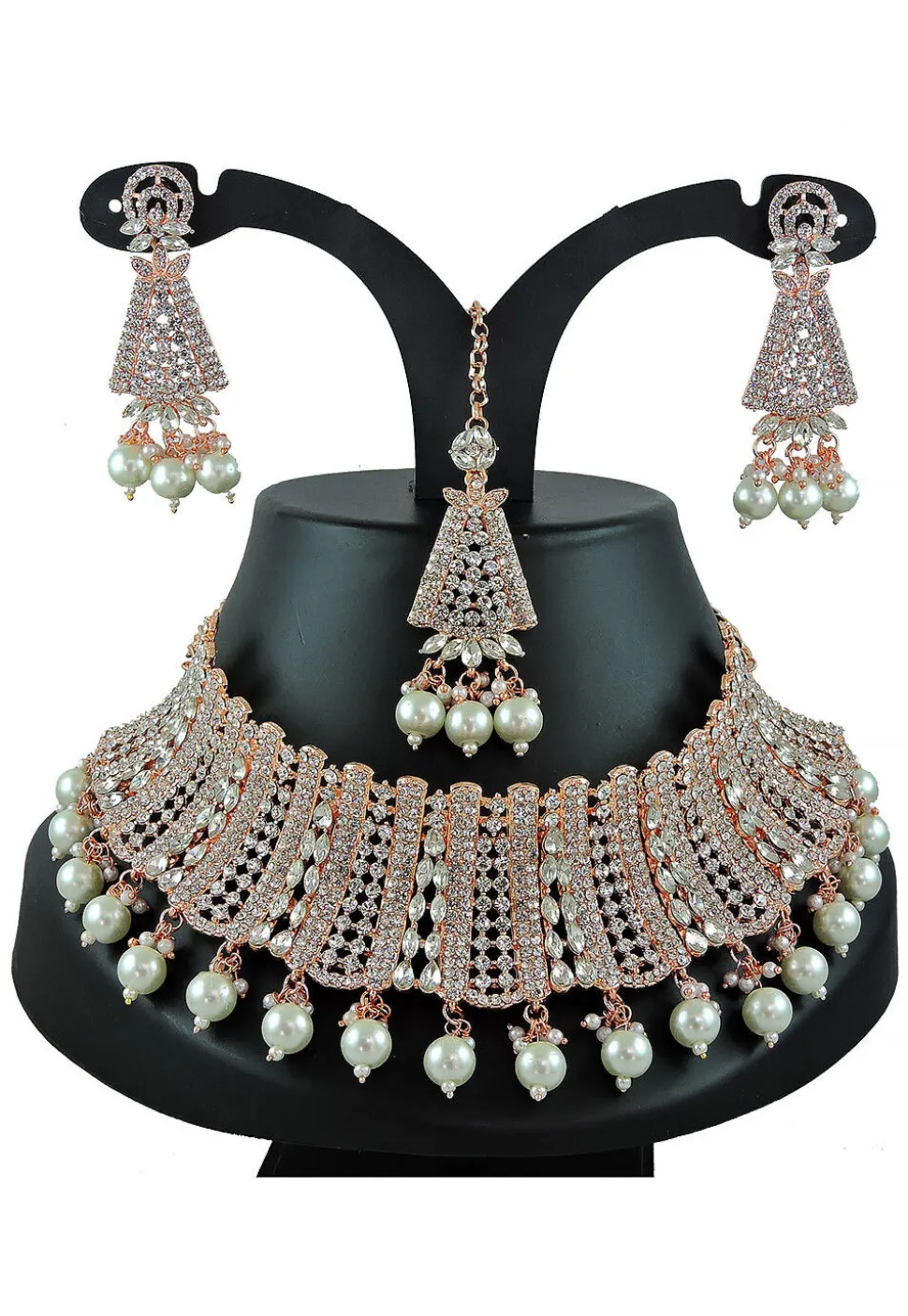 Stone Studded Choker Necklace Set