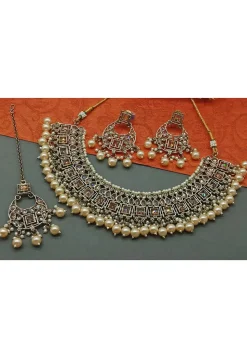 Stone Studded Choker Necklace Set