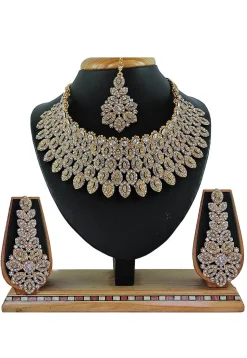 Stone Studded Choker Necklace Set