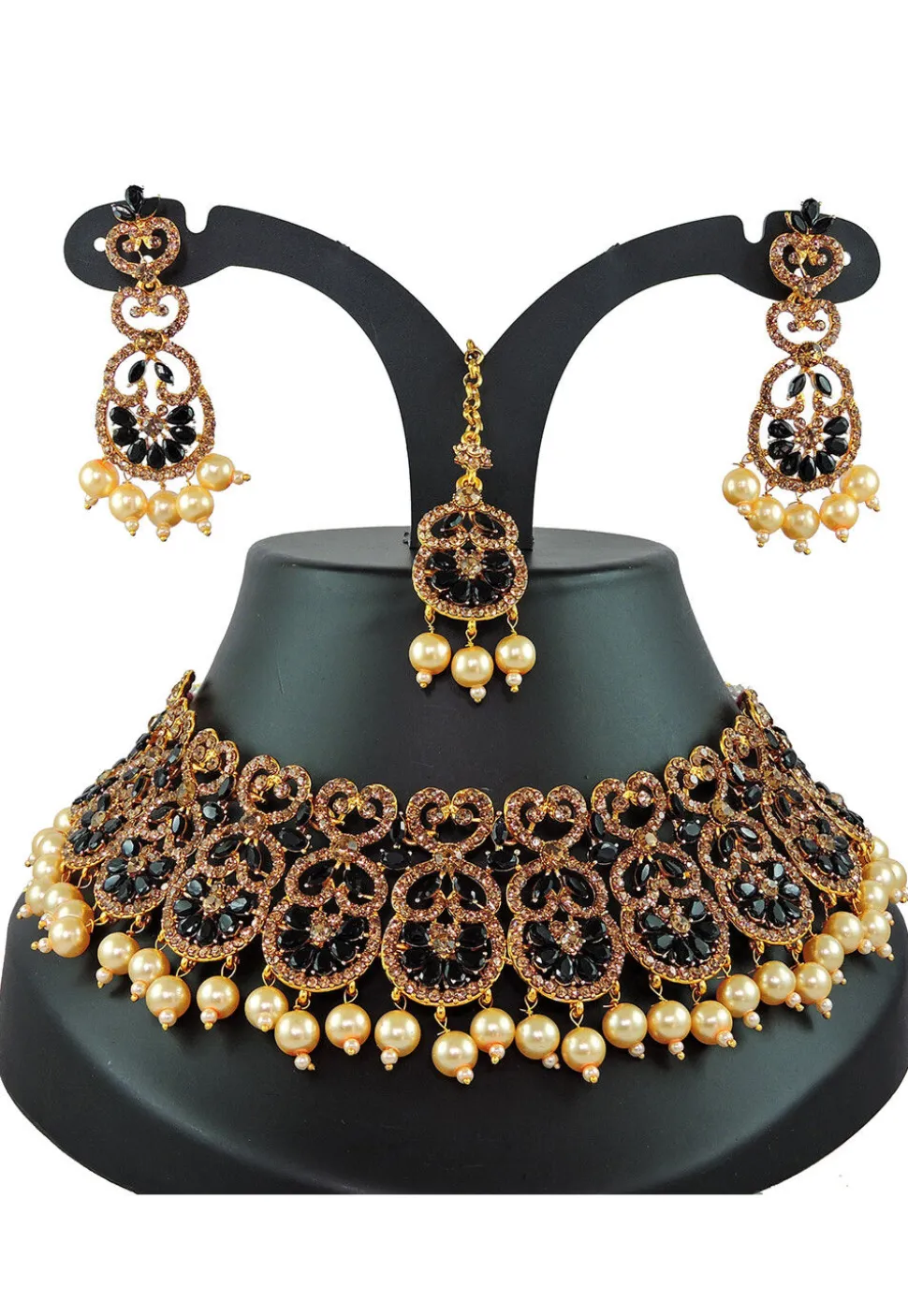 Stone Studded Choker Necklace Set