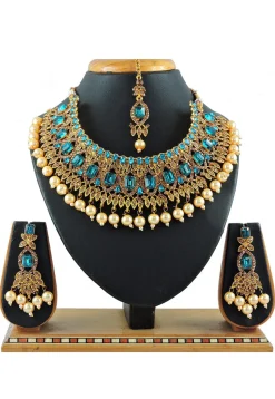 Stone Studded Choker Necklace Set