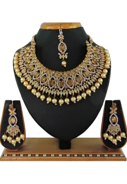 Stone Studded Choker Necklace Set