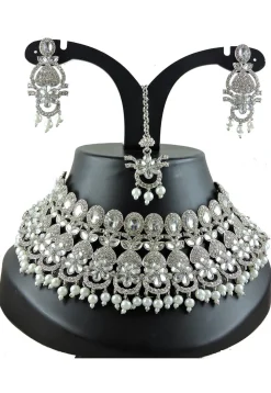 Stone Studded Choker Necklace Set