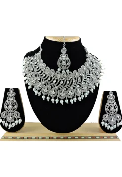 Stone Studded Choker Necklace Set