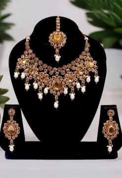 Stone Studded Choker Necklace Set
