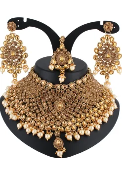 Stone Studded Choker Necklace Set