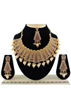 Stone Studded Choker Necklace Set