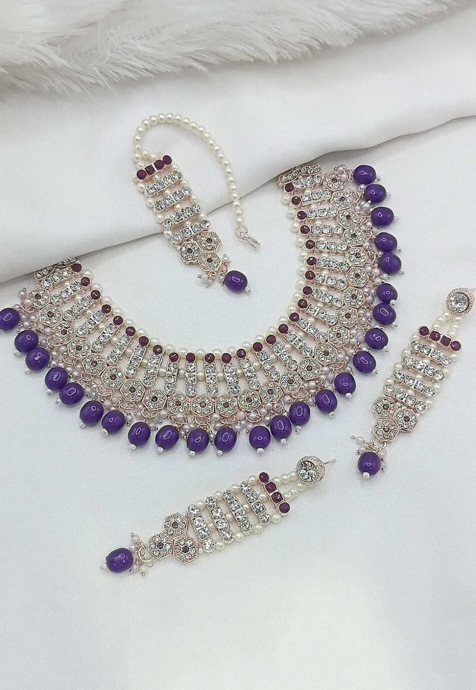 Stone Studded Choker Necklace Set
