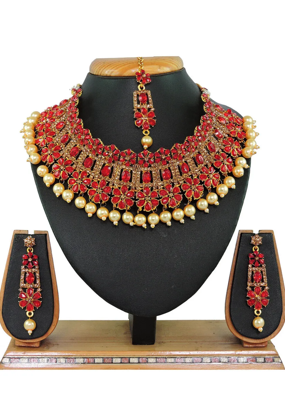 Stone Studded Choker Necklace Set