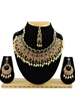 Stone Studded Choker Necklace Set