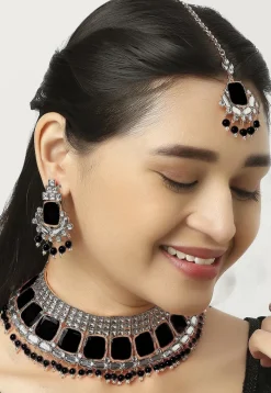 Stone Studded Choker Necklace Set