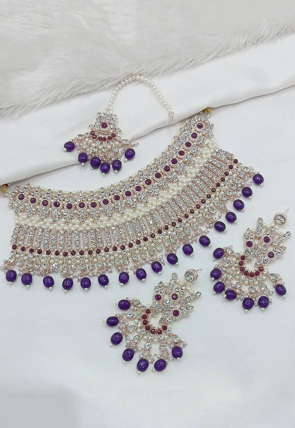 Stone Studded Choker Necklace Set