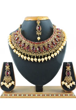 Stone Studded Choker Necklace Set
