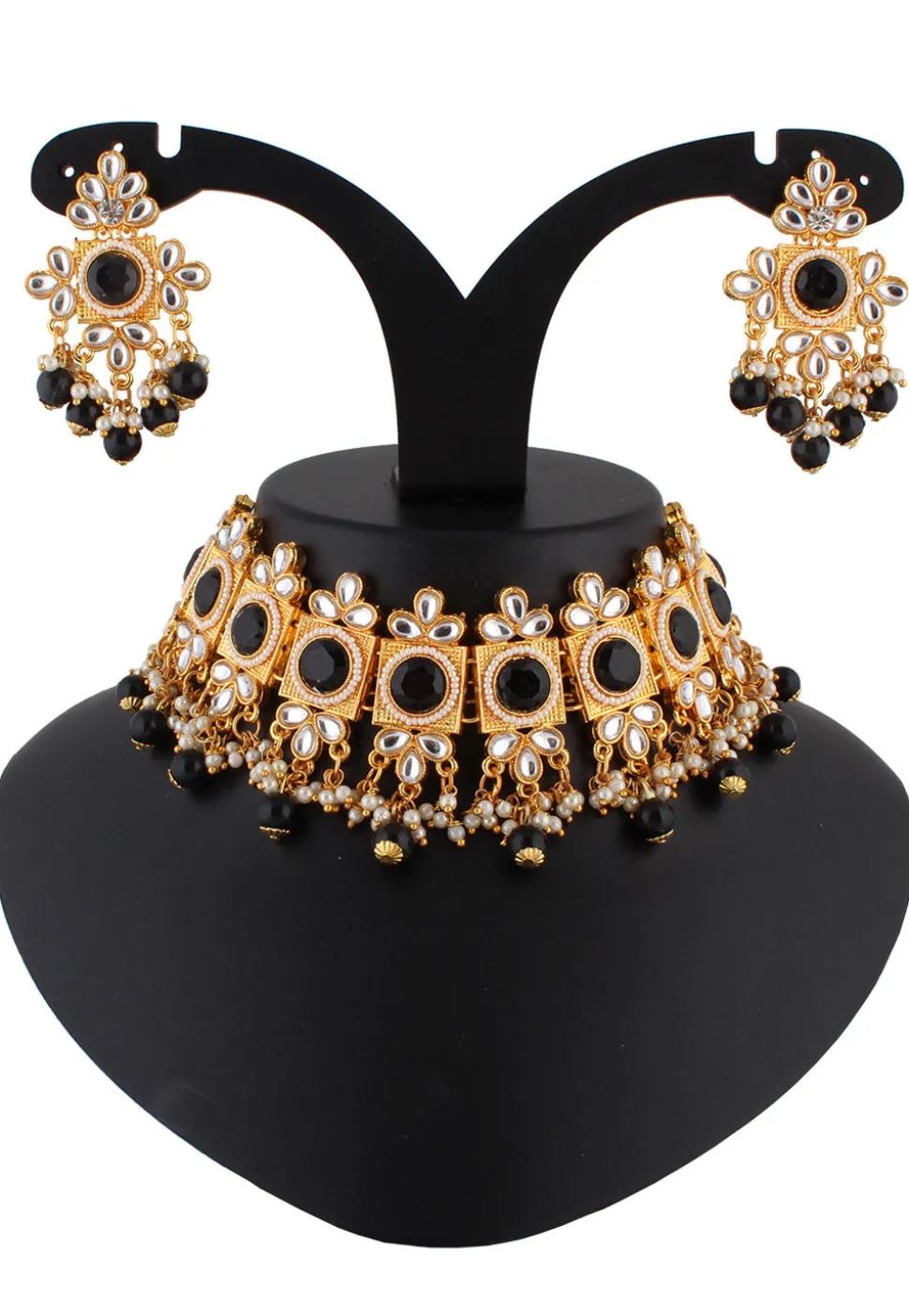 Stone Studded Choker Necklace Set