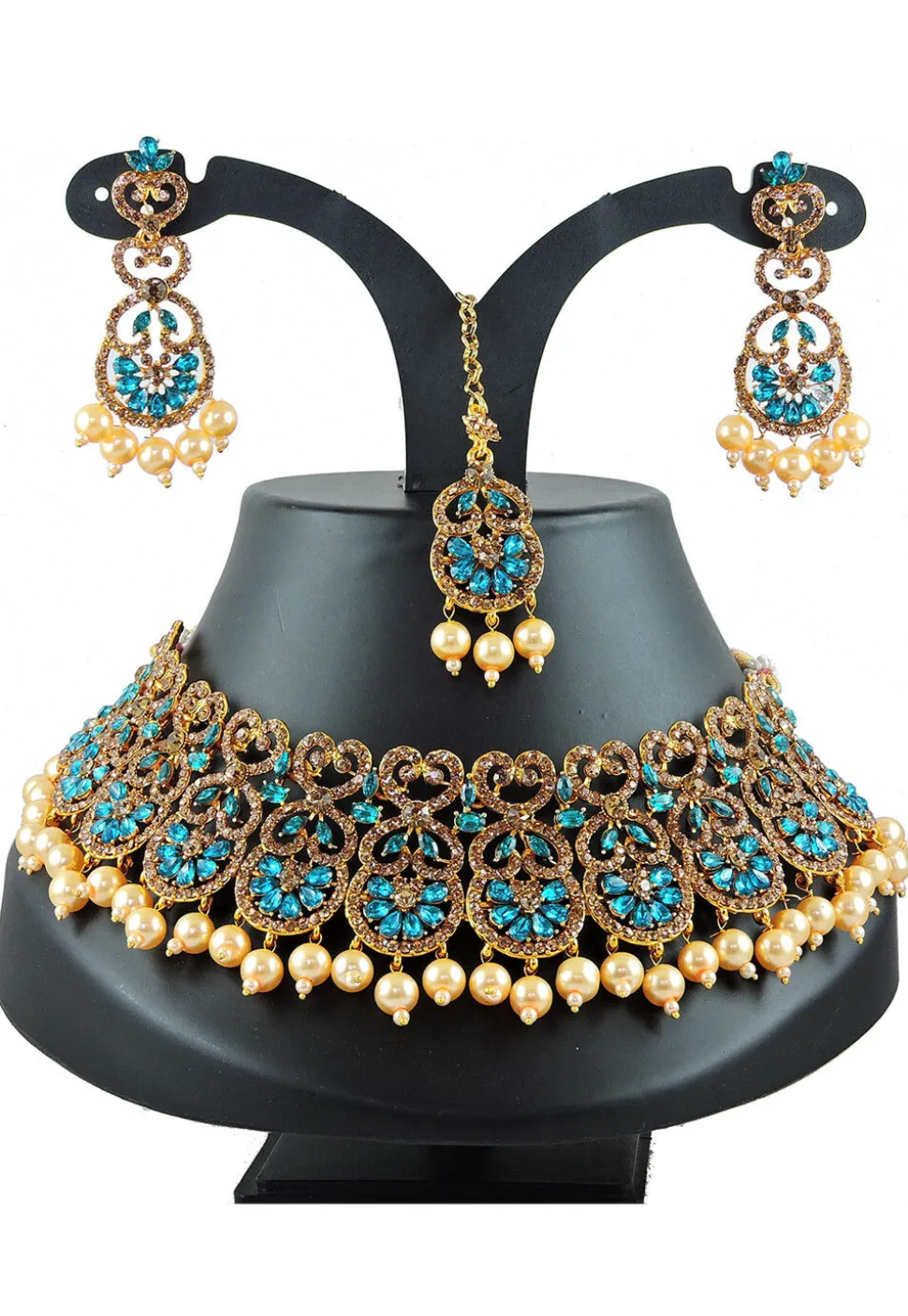 Stone Studded Choker Necklace Set
