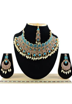 Stone Studded Choker Necklace Set