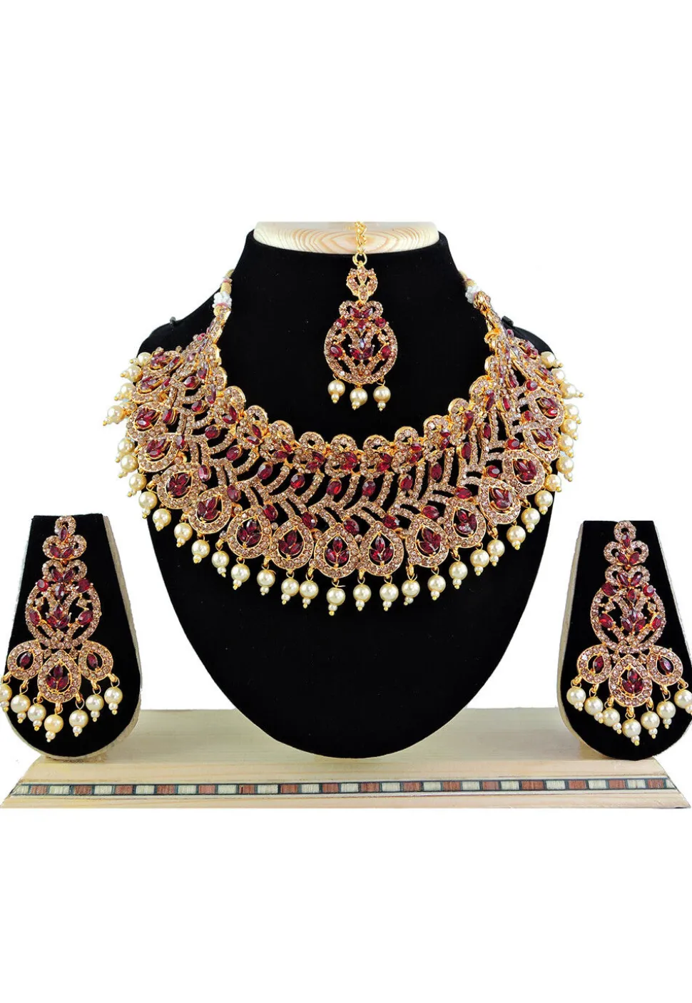 Stone Studded Choker Necklace Set