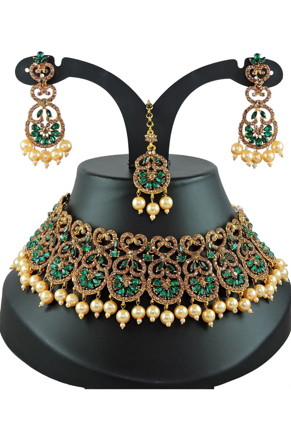 Stone Studded Choker Necklace Set