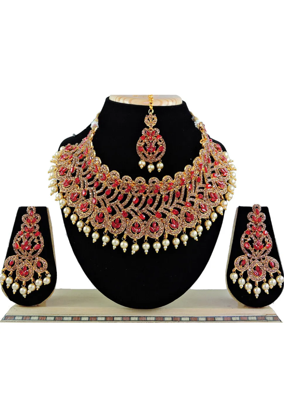 Stone Studded Choker Necklace Set